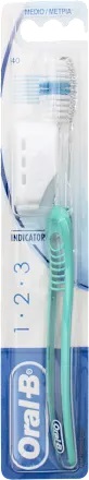 ORALB 123 INDICATOR SPAZZOLINO MANUALE SETOLE 35 MEDIE - UniversoFarmacie.it