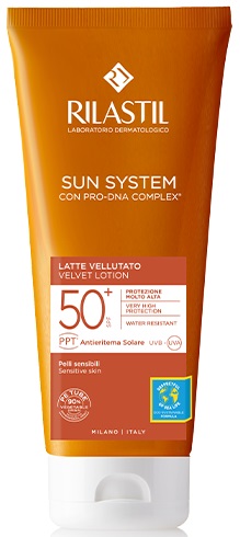 RILASTIL SUN SYSTEM PHOTO PROTECTION TERAPY SPF 50+ LATTE VELLUTANTE 200 ML - UniversoFarmacie.it